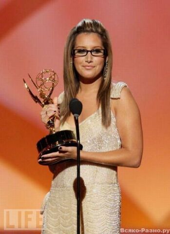File:Celebrity glasses (31).jpeg
