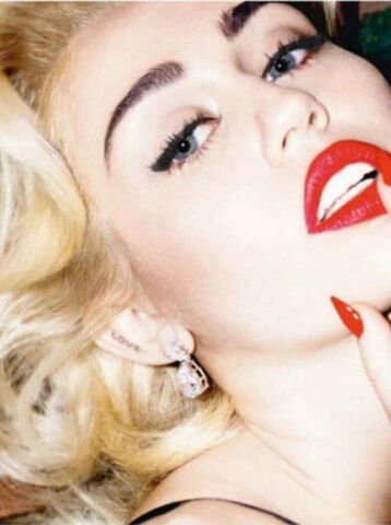 File:Miley Destiny Cyrus.jpg