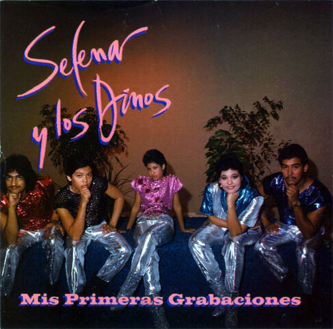 File:Selenaylosdinos.jpg