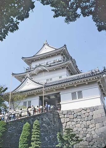 File:Odawara Castle 2.jpg
