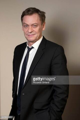 File:Sylvester Groth.jpg