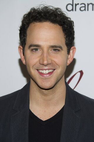 File:Santino-Fontana.jpg