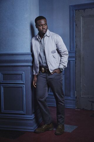 File:Michael-Loman-Season-1.jpg