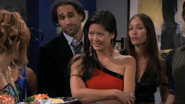 File:Party It Up 28.jpg