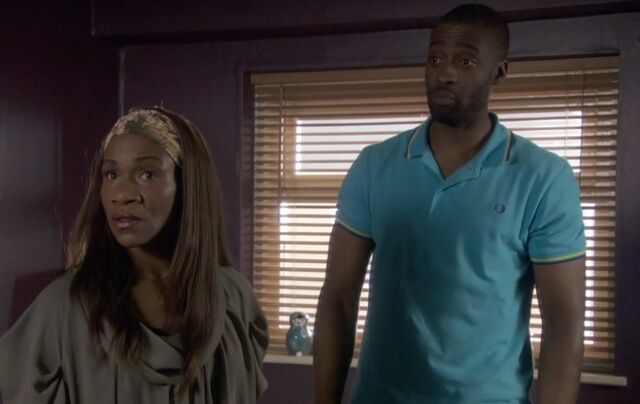 File:S8E16MrAndMrsPowell.jpg