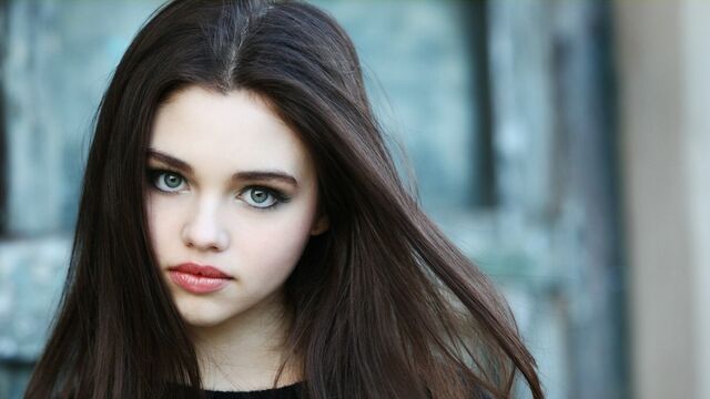 File:Girl-015.jpg