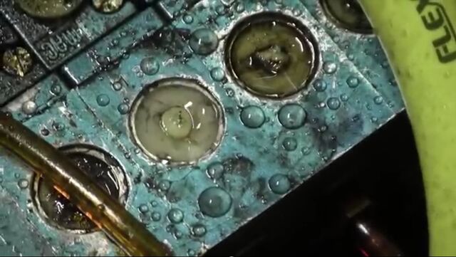 File:Leaky valves.jpg