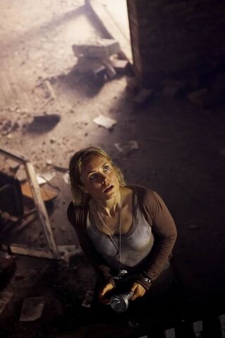 File:Rose sees Dark Alessa in the school.jpg