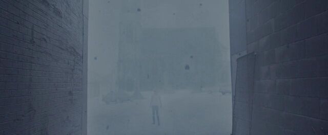 File:Heads to the church.jpg