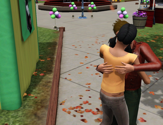 File:Emma Cemre makingout.png