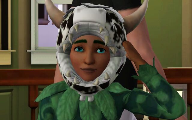 File:Charlie in costume.jpg