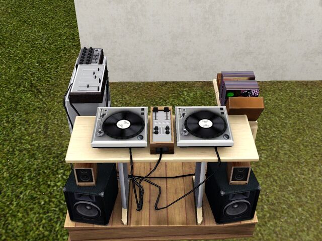 File:Old School DJ Booth.jpg