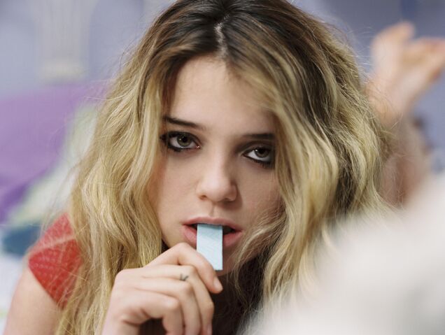 File:Seventeen 01.jpg