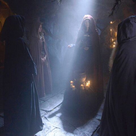 File:1x02 stills2.jpg