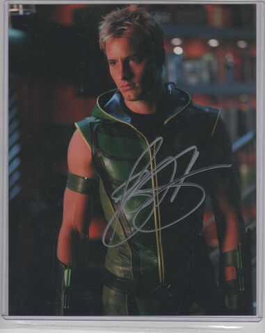 File:Justin Hartley Autograph 001.jpg