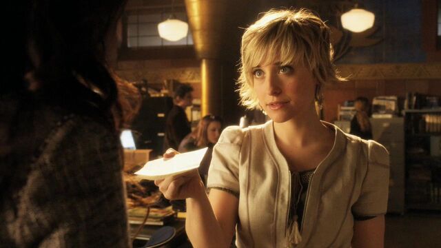 File:1021Smallville0517.jpg