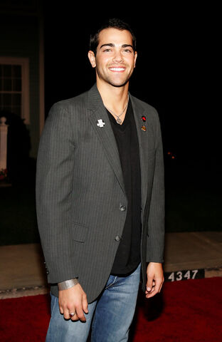File:Jesse+Metcalfe+ABC+Winter+Press+Tour+Party+gqOaWC-EYOfx.jpg