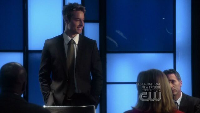 File:Requiem-smallville-4063738-1280-720.jpg