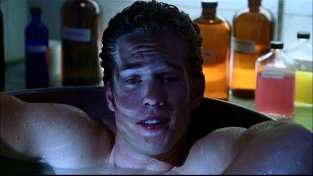 File:Kyle Waterson - Red.jpg