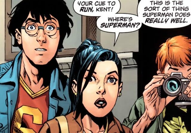 File:Superman DCNU 2390284-s2.jpg