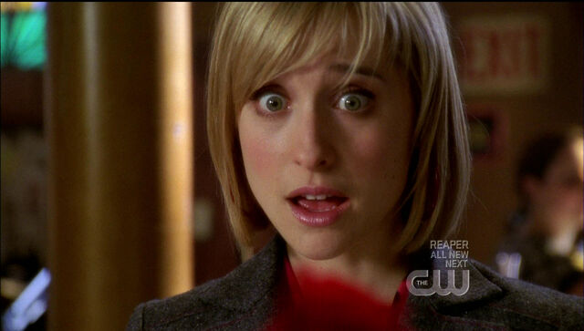 File:Chloe expression.jpg