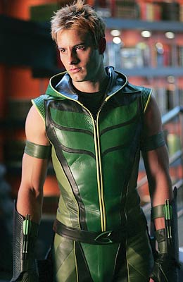 File:Smallville green-arrow.jpg