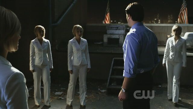 File:S10ep12-0641.jpg