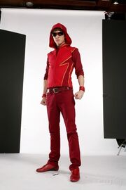 Impulse-smallville-10795111-480-720
