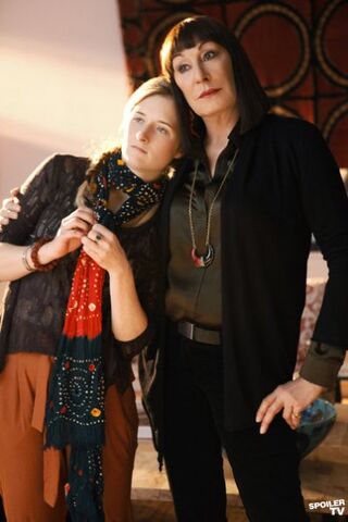 File:Promo-Smash-Episode-1x08-The-Coup-008.jpg