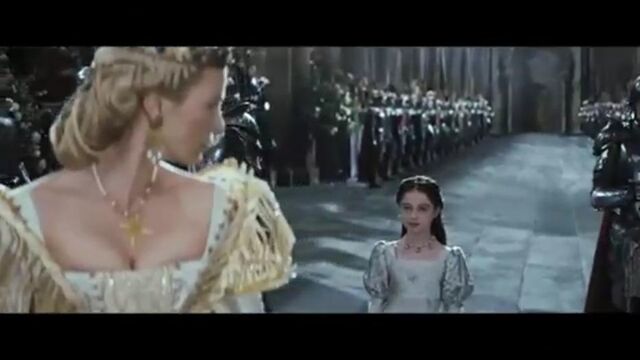 File:Snow White and the Huntsman - SnowWhite-Child.jpg