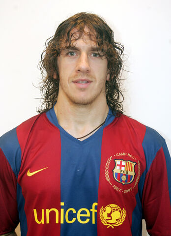 File:Fc barcelona carles puyol.jpg