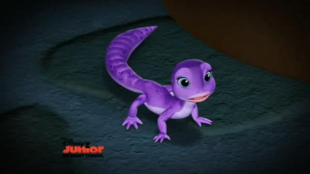 File:Sofia lizard.png