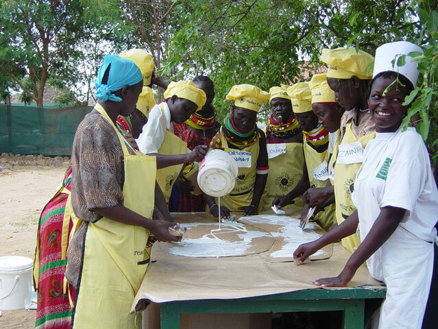 File:Loki-MakingCookits.jpg