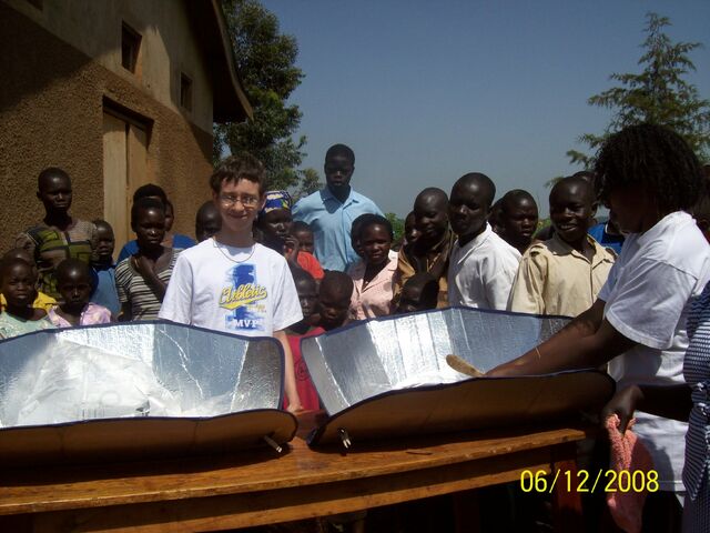 File:Uganda Solar 4c.jpg