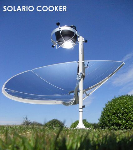 File:SOLARIO COOKER Four solaire.jpg