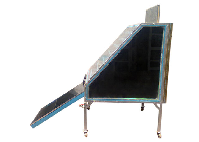 File:Side view SFD.jpg