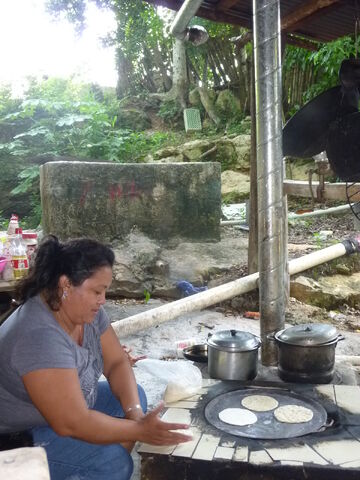 File:Clean Maya Cookstove.jpg