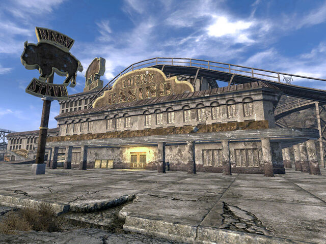 File:Bison Steve hotel.jpg
