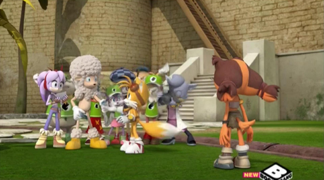 File:TailsFans.png