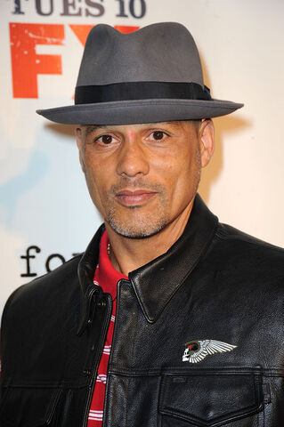 File:DavidLabrava.jpg