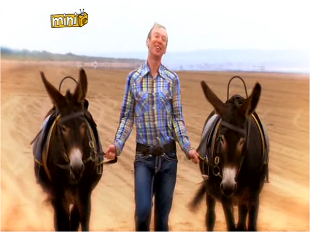 File:TheRunawayBath8.png