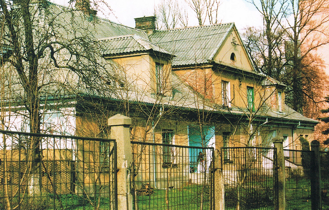 Plik:Domek Dworkowy Ulica Ogrodowa.png