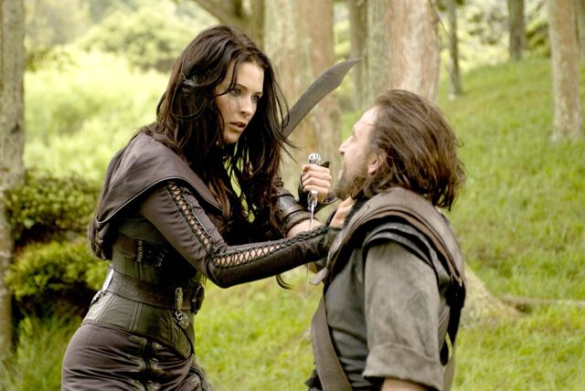 File:Kahlan torn.jpg