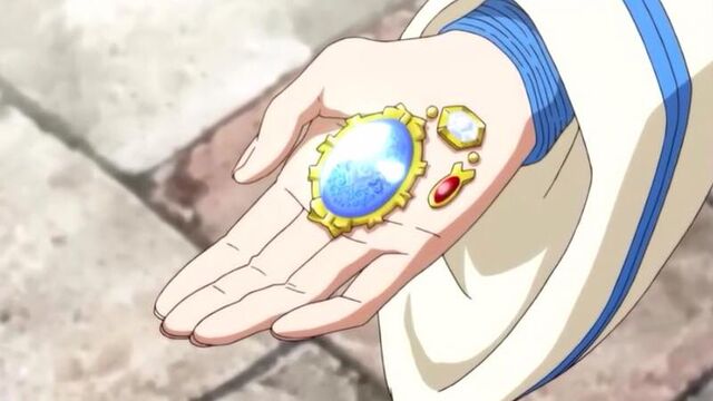 File:Anya's broach With family crest..jpg