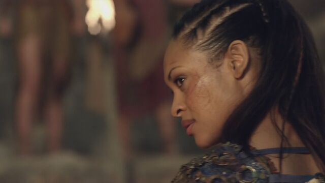 File:Spartacus3x09 0624.jpg