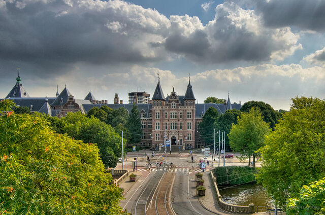 File:Tropenmuseum.jpg