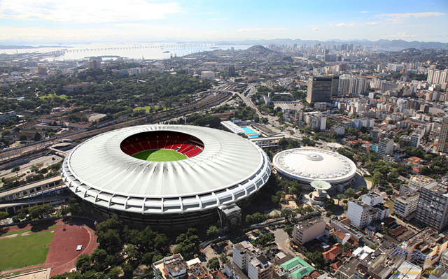 File:Maracana Stadium.png