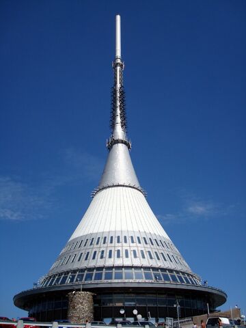 File:RealWorld Lowland Cell Tower.jpg