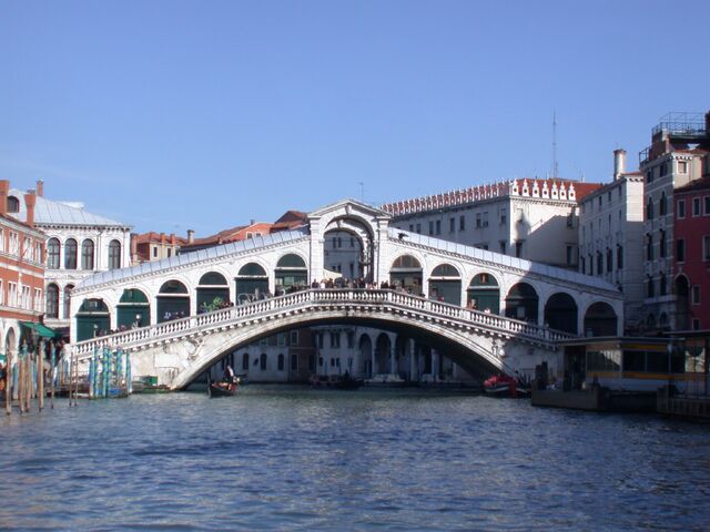 File:RealWorld Rialto Park.jpg