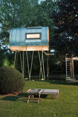 File:RealWorld Baumraum Treehouse.jpg
